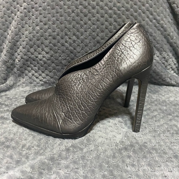 Aldo’s Metallic Booties - Picture 2 of 5